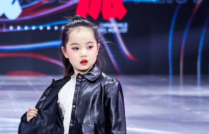 2022中国童模榜中榜时尚盛典形象大使-邵宣瑜