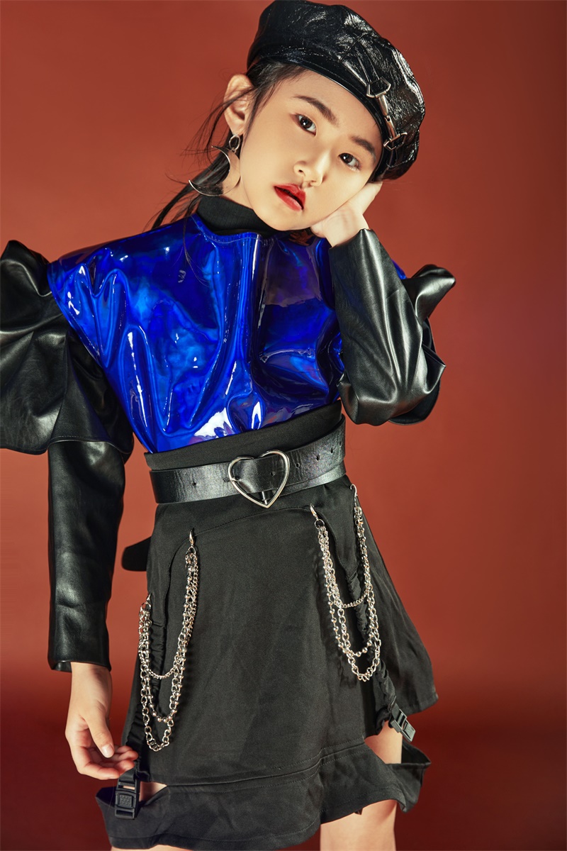 黄姚婉尔2021中国童模榜中榜年度时尚盛典全球发言人